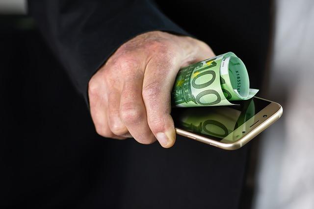 Evaluating the Security and Privacy ⁤of Digital Transactions